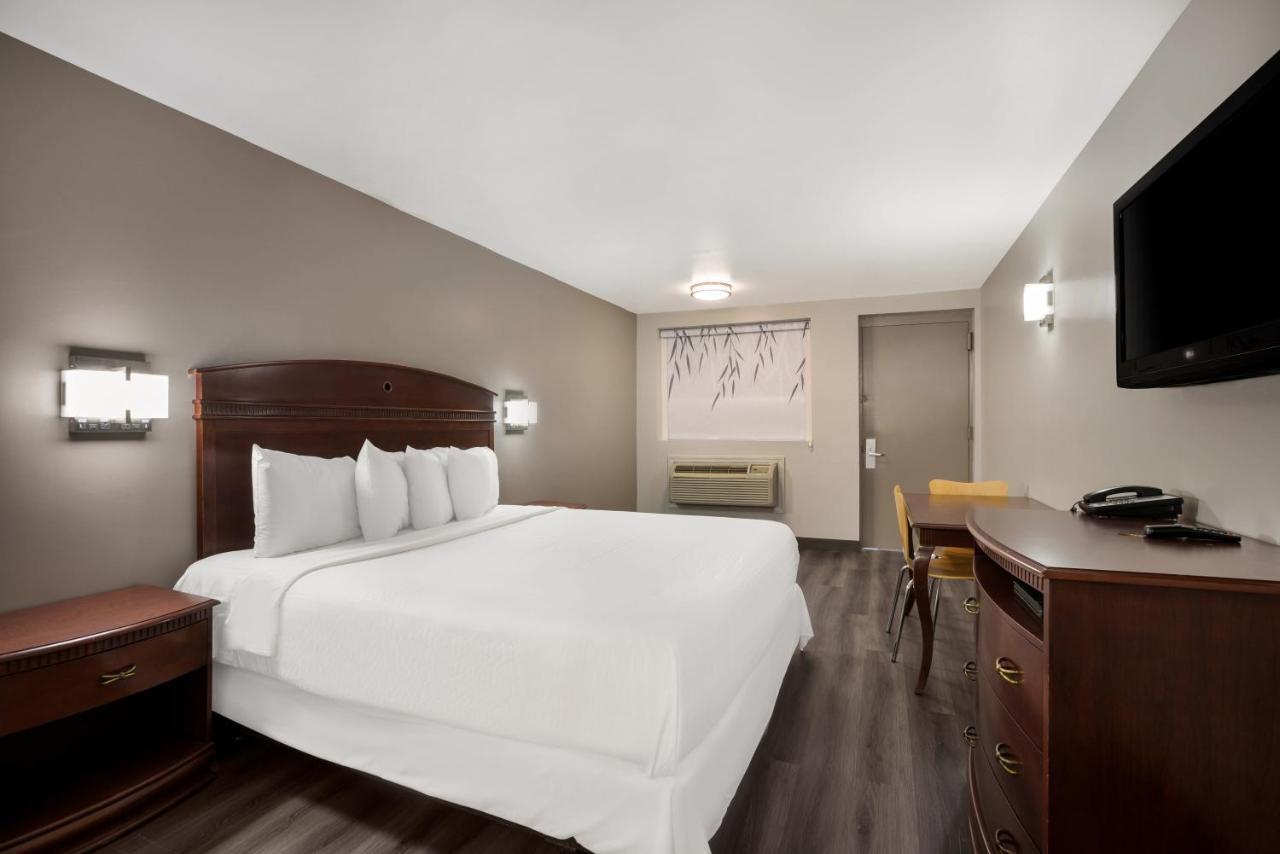 Red Carpet Inn Едісон Екстер'єр фото